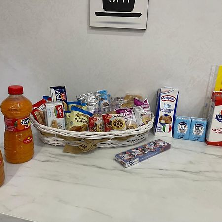 Suite Limatola Наполи Екстериор снимка