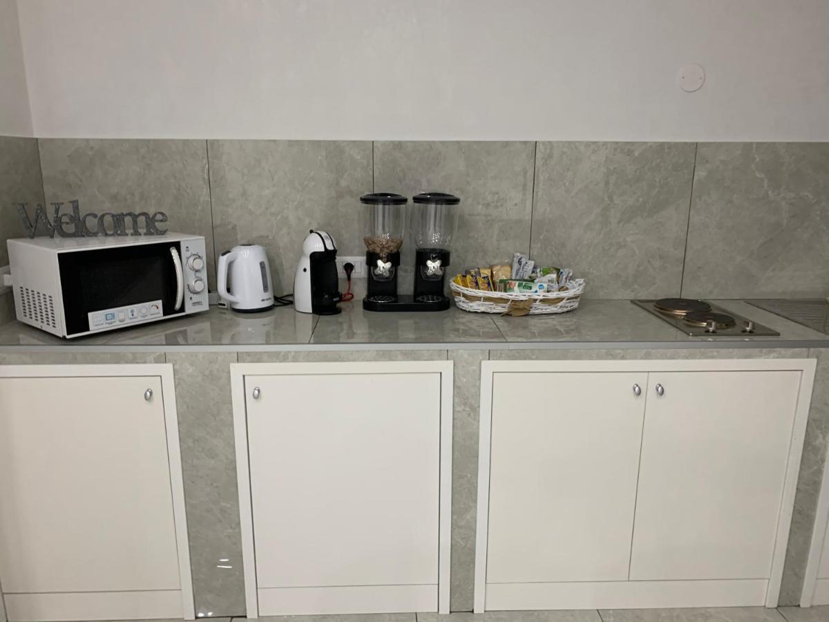 Suite Limatola Наполи Екстериор снимка
